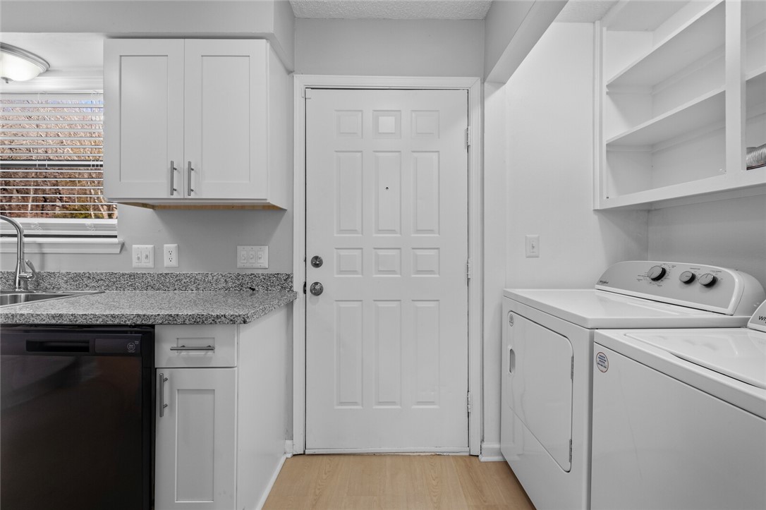 property viewer photo 1