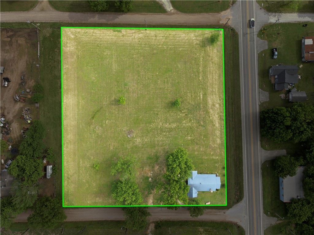 main property photo 35