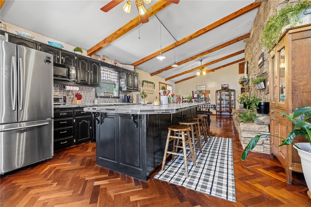 main property photo 9