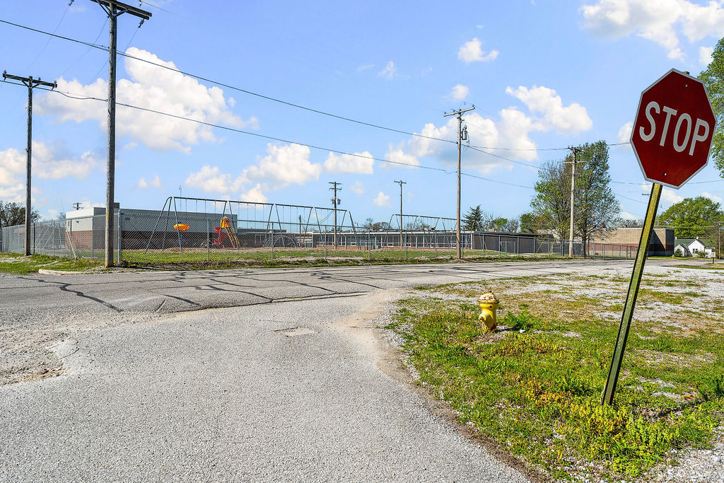 main property photo 19