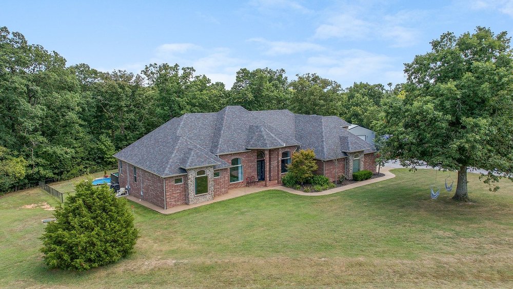 main property photo 51