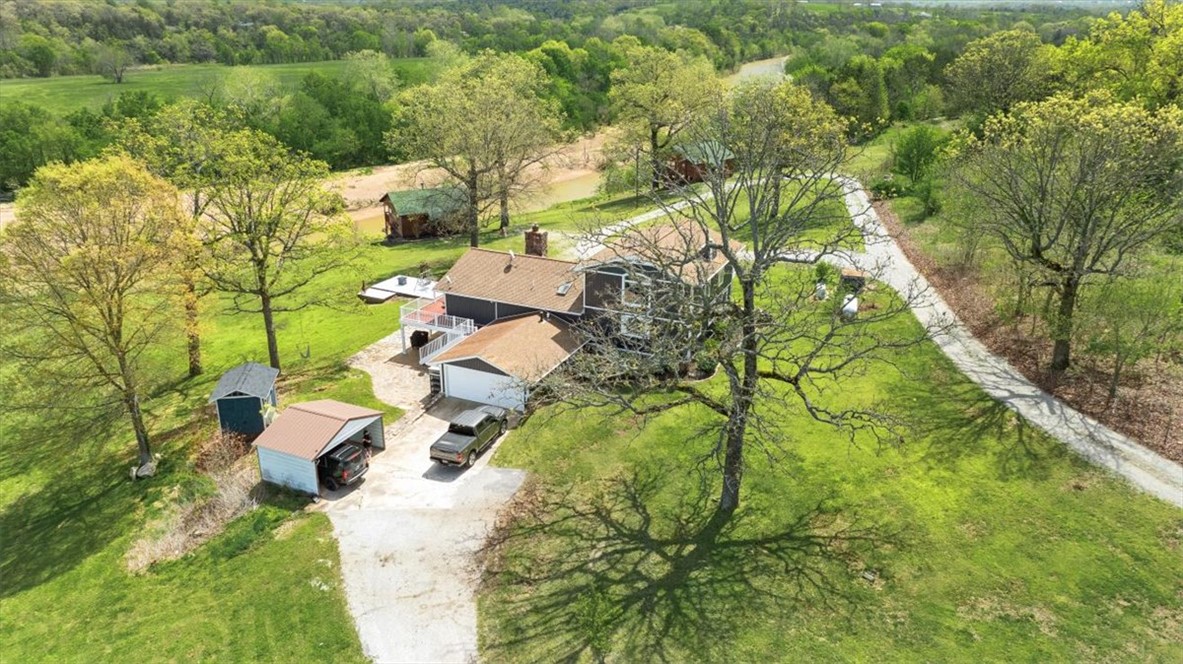main property photo 41
