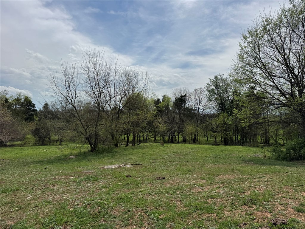 main property photo 24