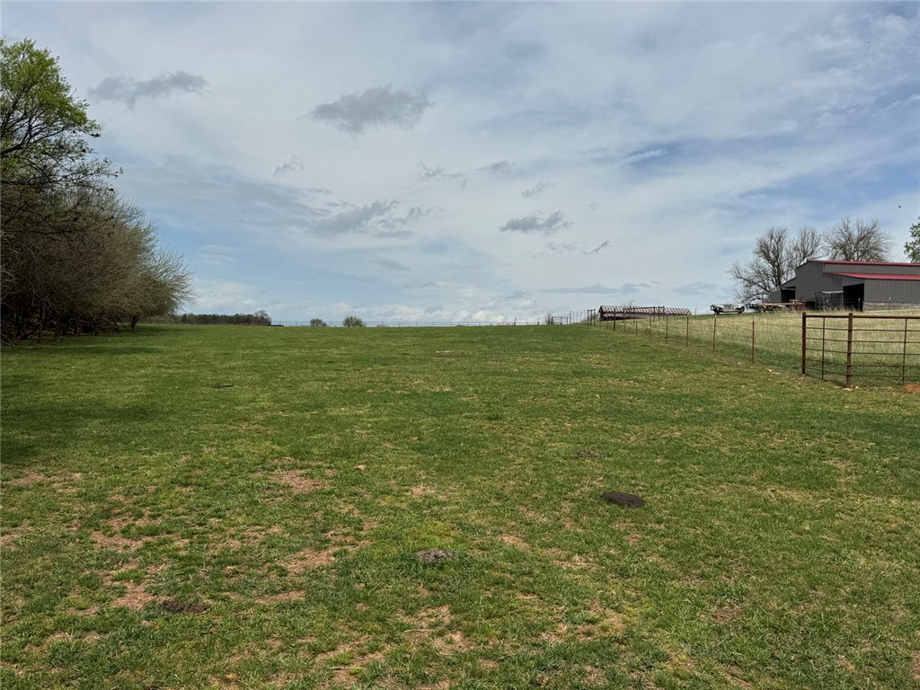 main property photo 31