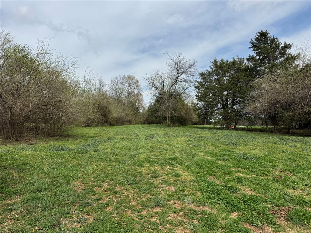 main property photo 35