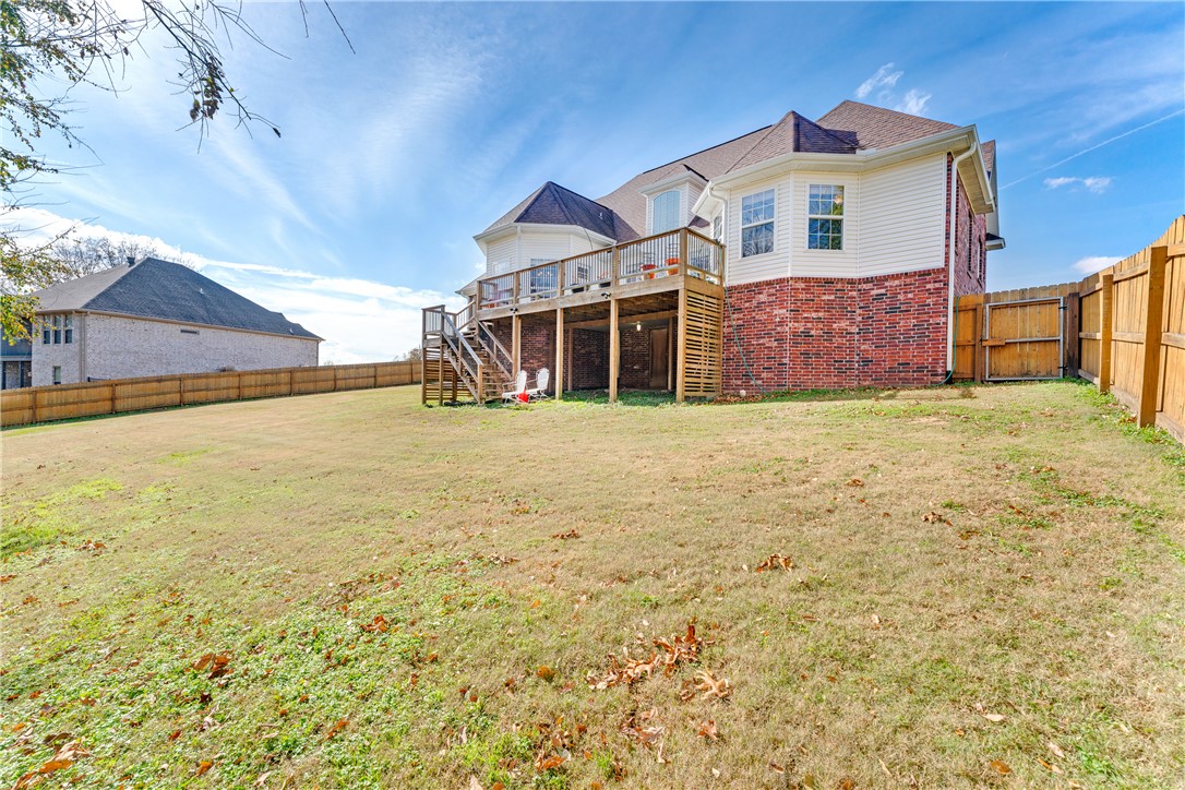 main property photo 23