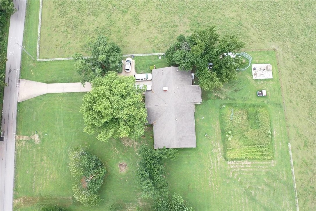 main property photo 27
