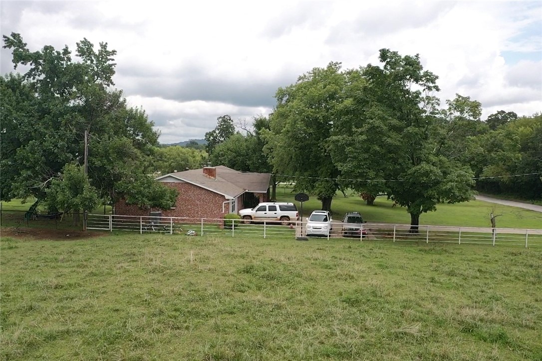 main property photo 28