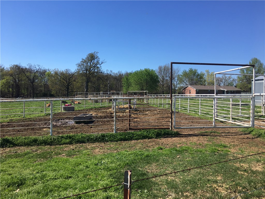 main property photo 34