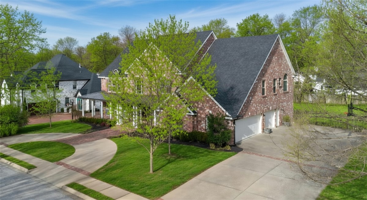 main property photo 42