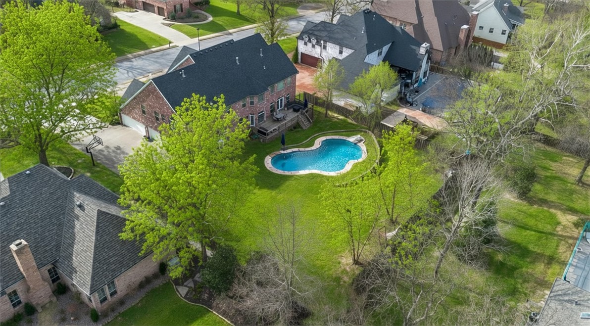 main property photo 43
