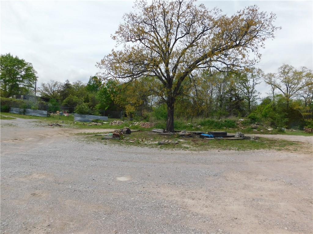 main property photo 4