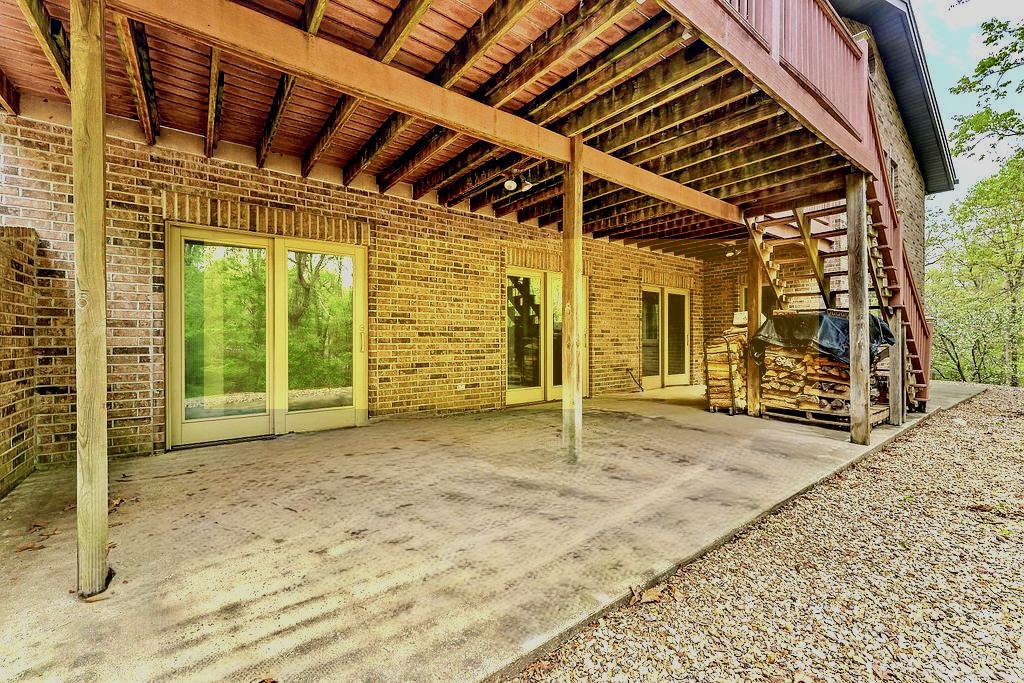 main property photo 36