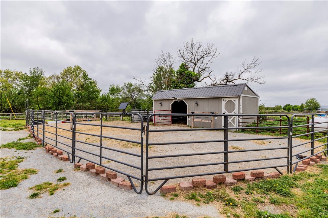 main property photo 18