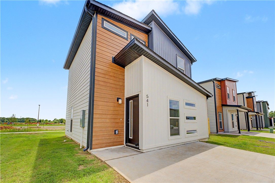main property photo 1