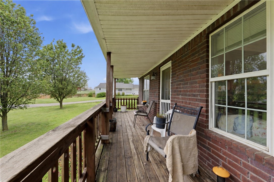 main property photo 14