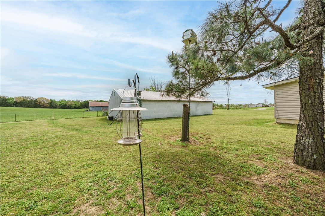 main property photo 33