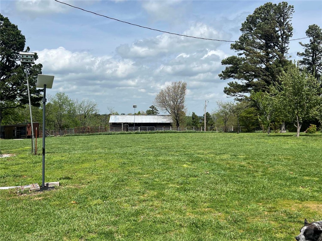 main property photo 40