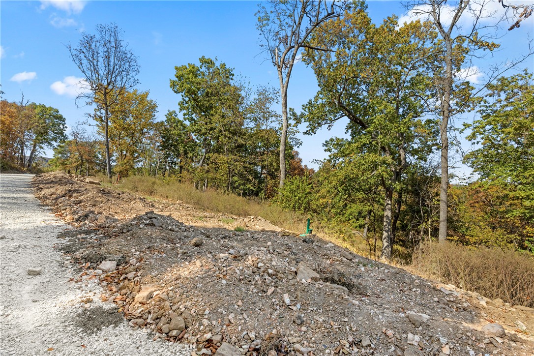 main property photo 40