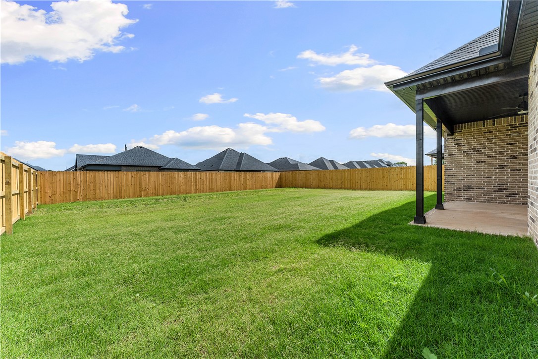 main property photo 10