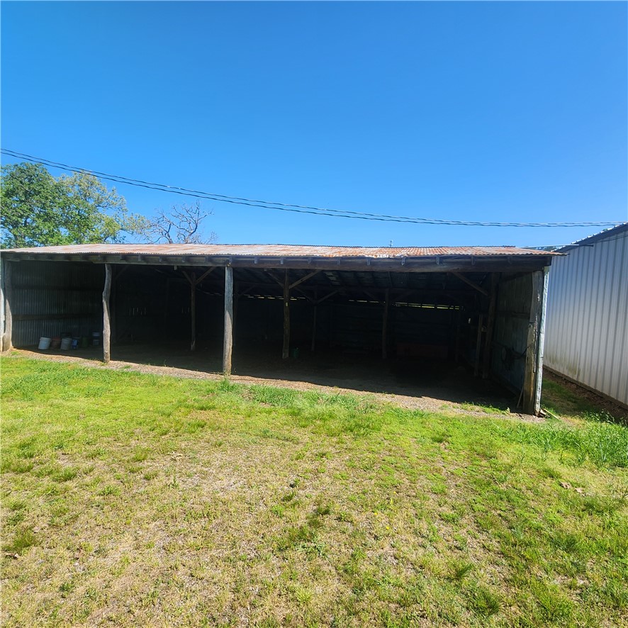 main property photo 42