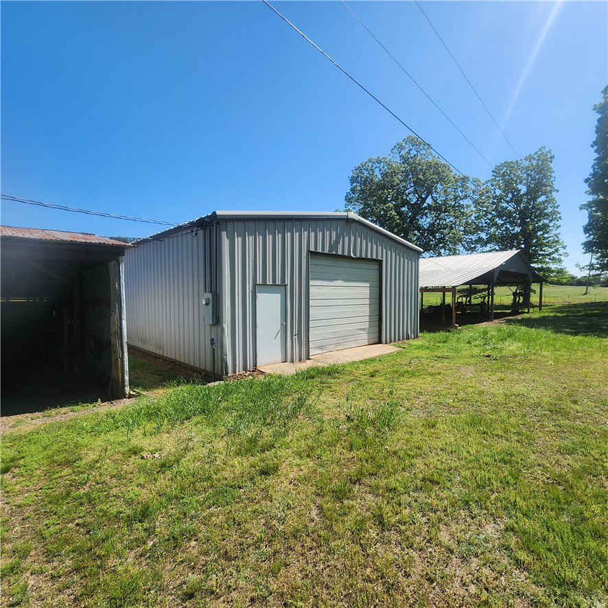 main property photo 43