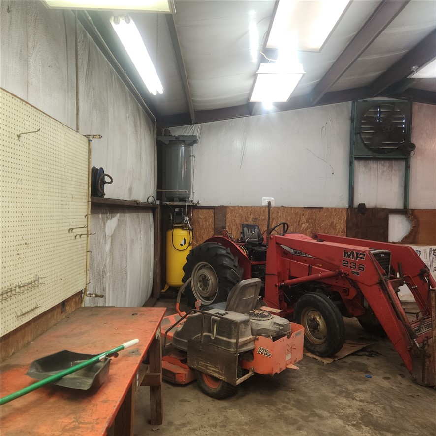 main property photo 49