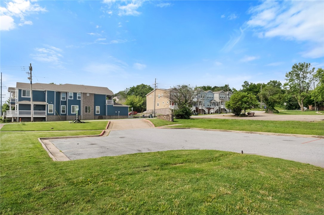 main property photo 31