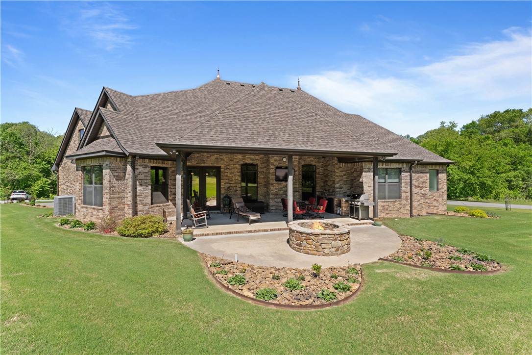 main property photo 11