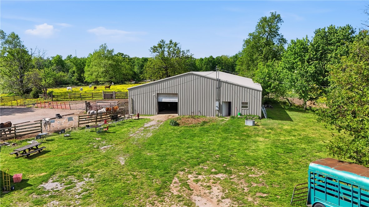 main property photo 16