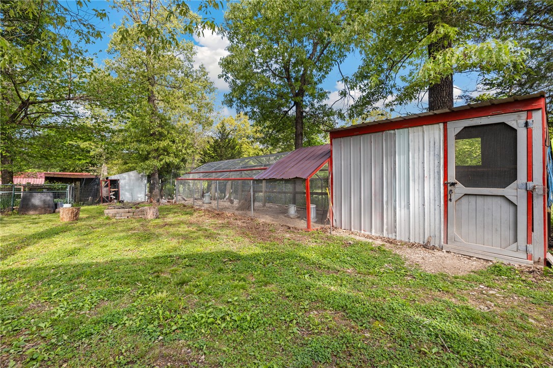main property photo 33