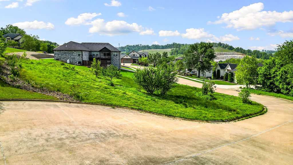 main property photo 16