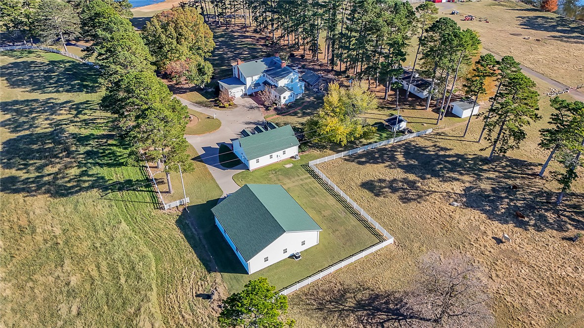 main property photo 19