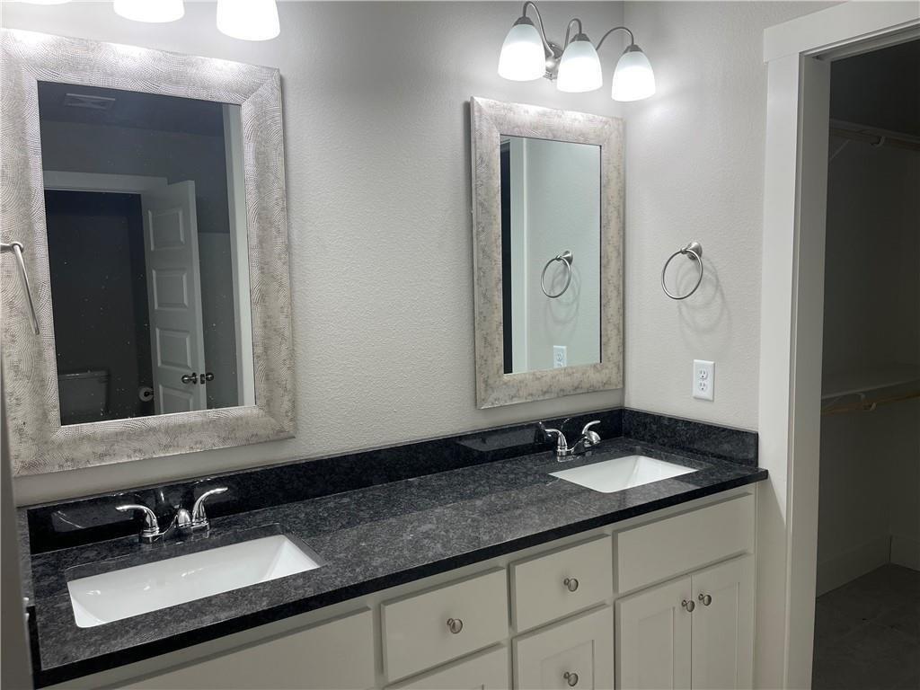 property viewer photo 6