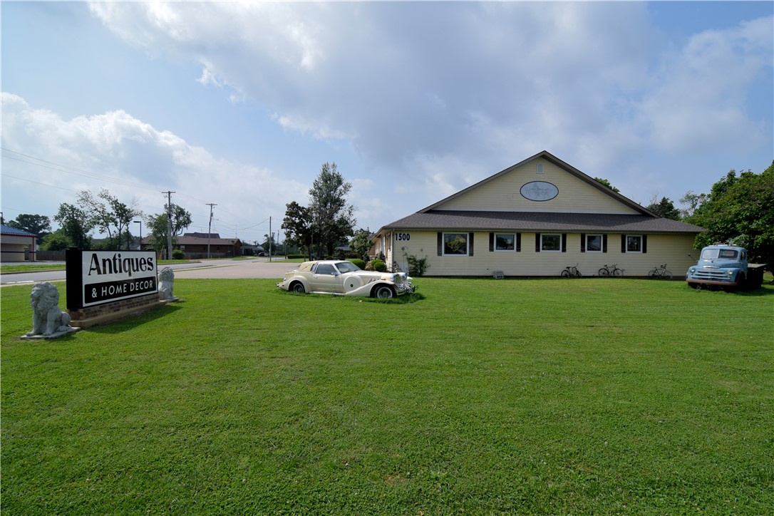main property photo 14