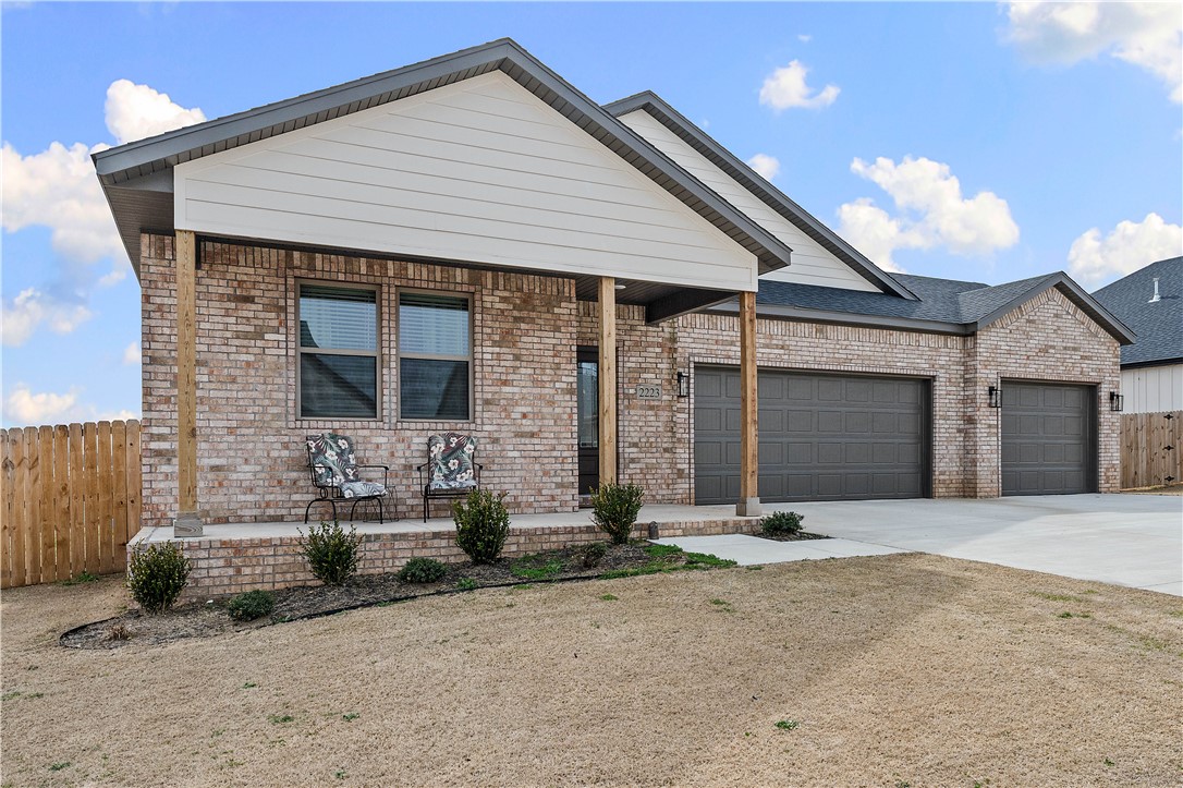 main property photo 2