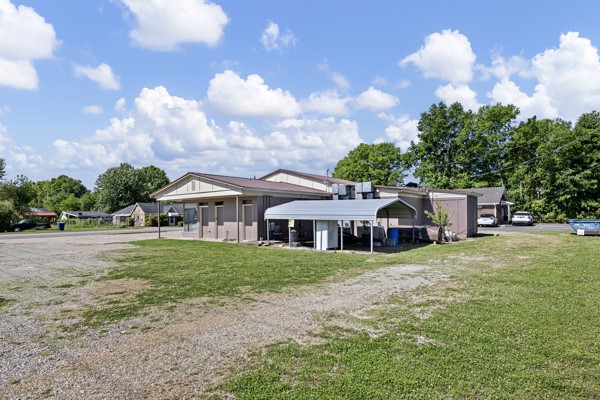 main property photo 13