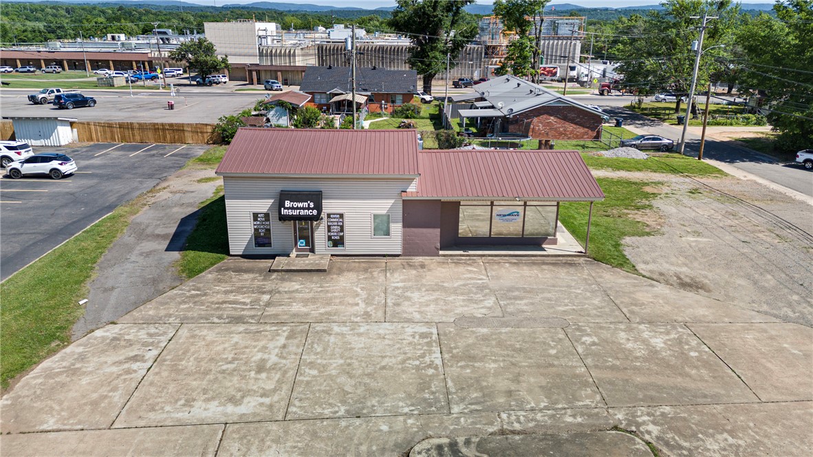 main property photo 3