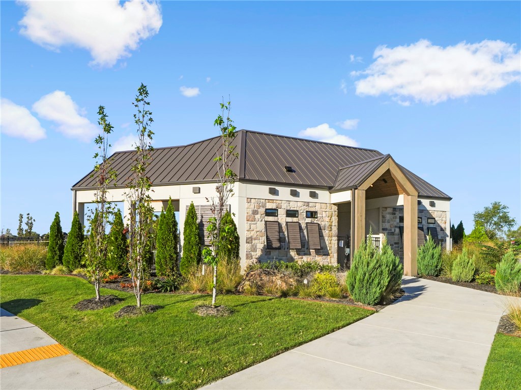 main property photo 42