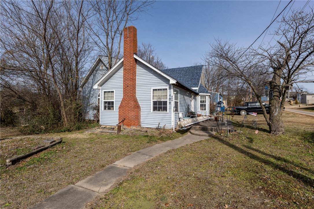 main property photo 7