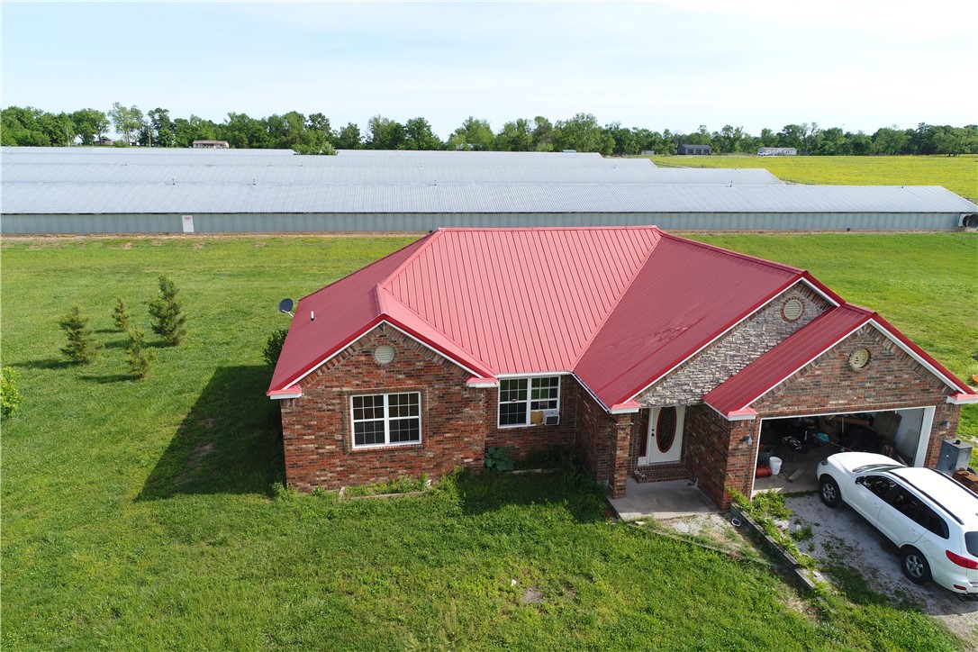main property photo 13