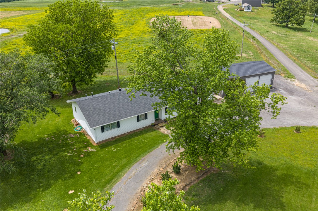main property photo 25