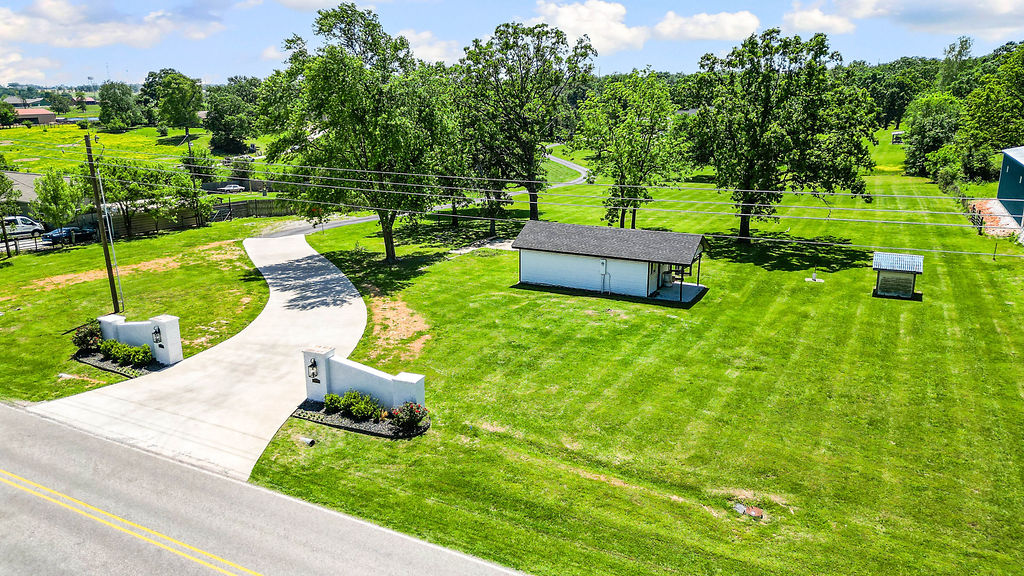 main property photo 51