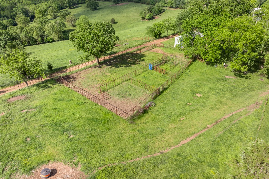 main property photo 24