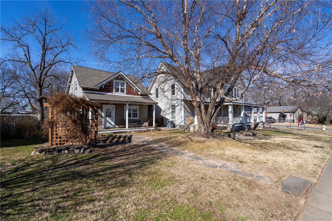 main property photo 32