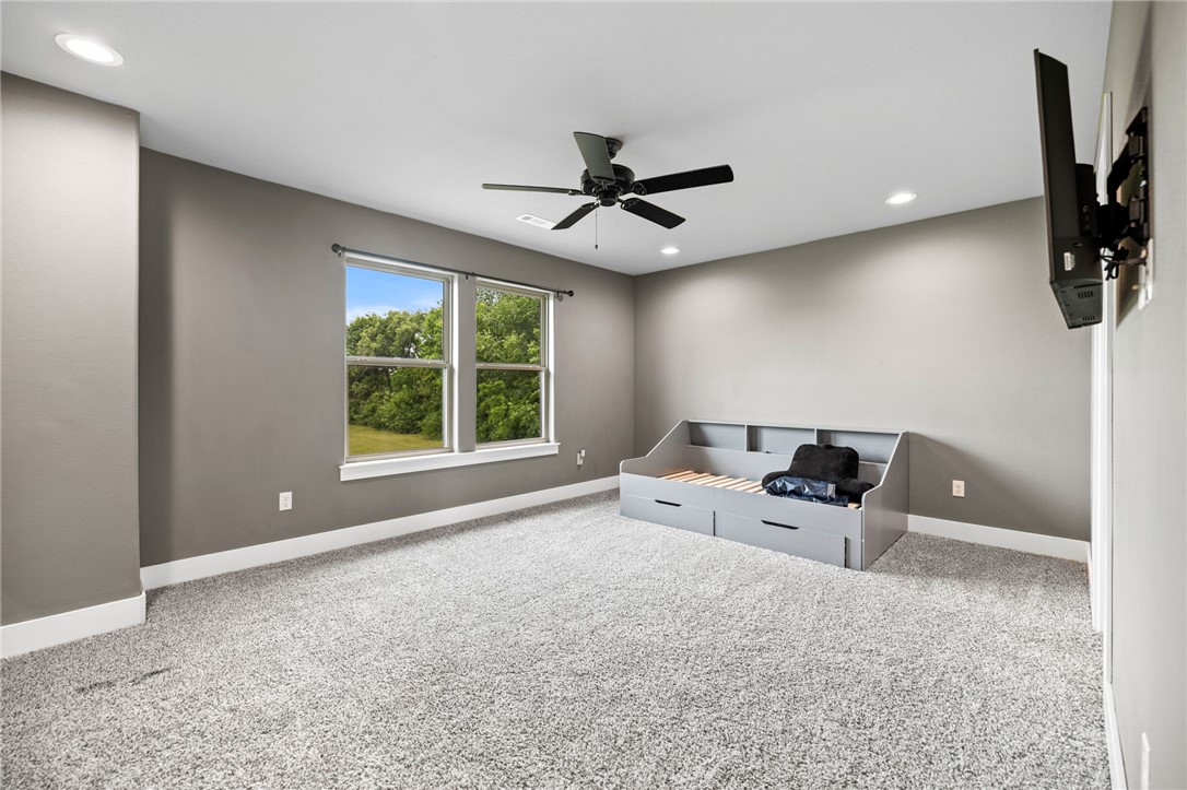 property viewer photo 19