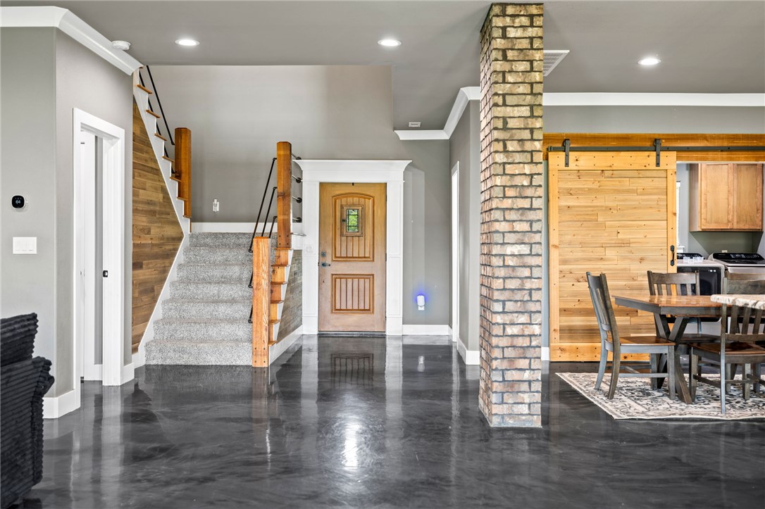 property viewer photo 4