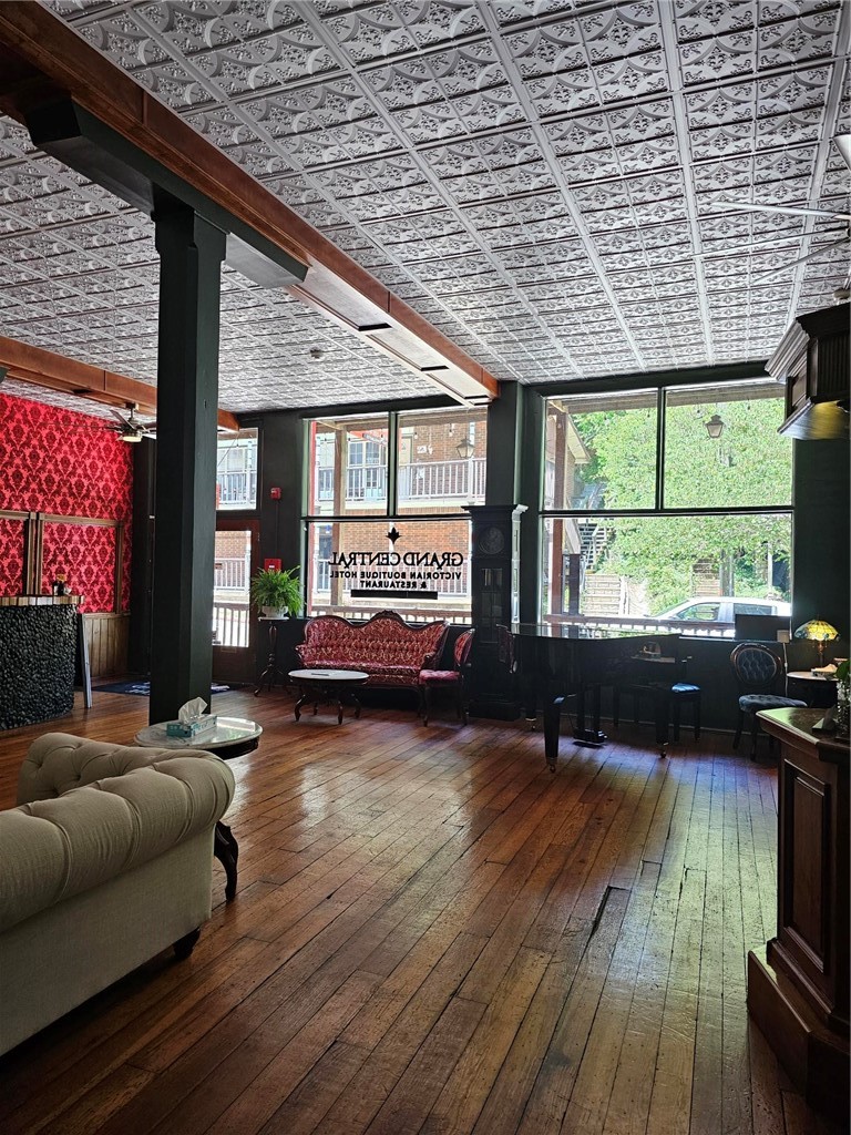 main property photo 18