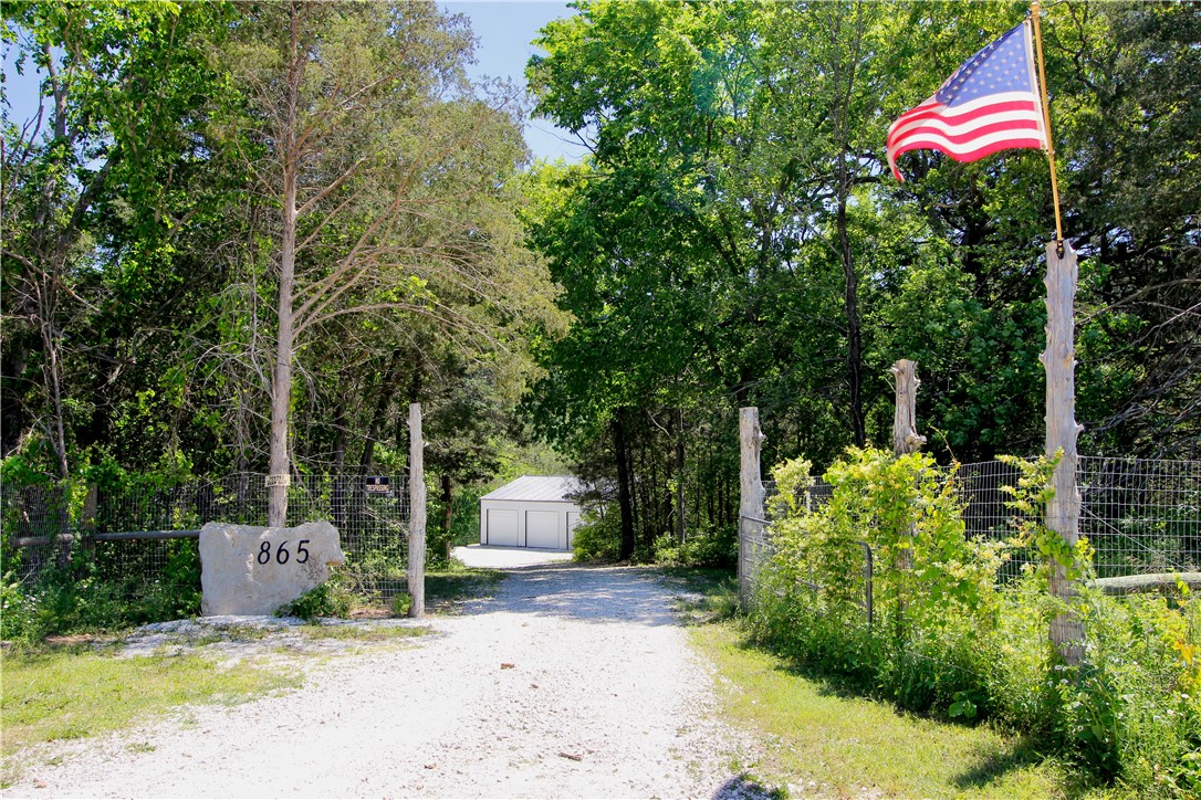 main property photo 6