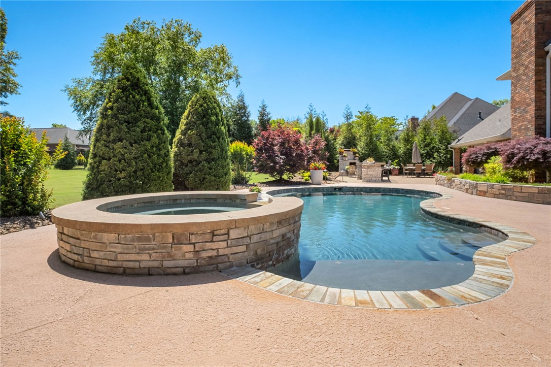 main property photo 47